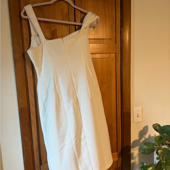 Adriana Papell White Dress Asymmetrical Crepe Cocktail Off Shoulder Beaded - Picture 3 of 6